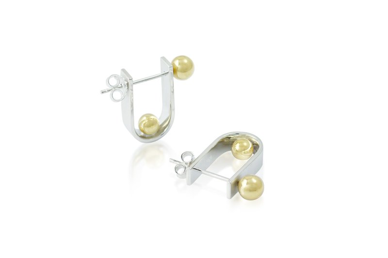 ROUND Earrings - sterling silver - 耳環/耳夾/耳骨夾 - 其他金屬 