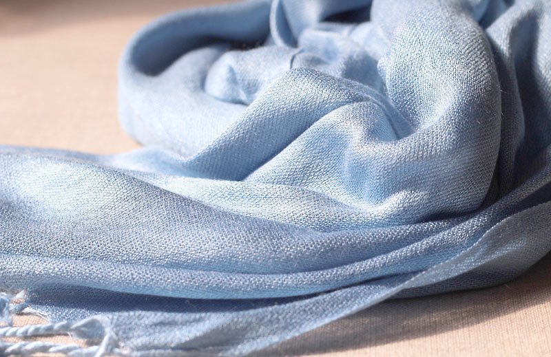 馬蘭植物染圍巾 § 天空藍 - Scarves - Cotton & Hemp Blue