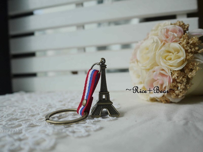 ~M+Bear~ ZAKKA Paris Tower Key Ring Tower Key Ring Red White Blue Tower - พวงกุญแจ - โลหะ 