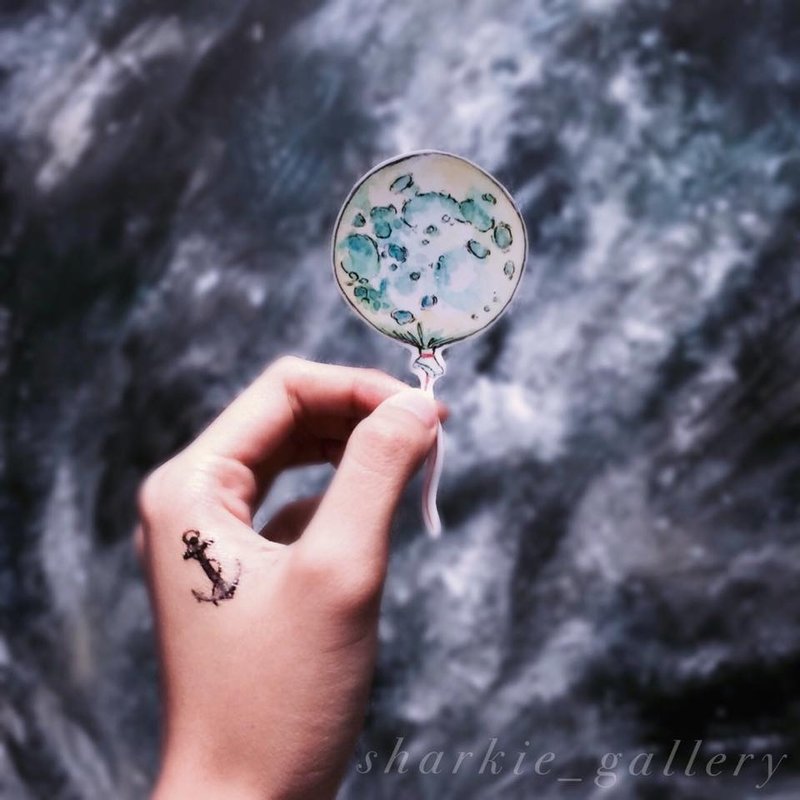 月亮氣球 貼紙 (Moon Balloon Sticker) - 貼紙 - 防水材質 黃色