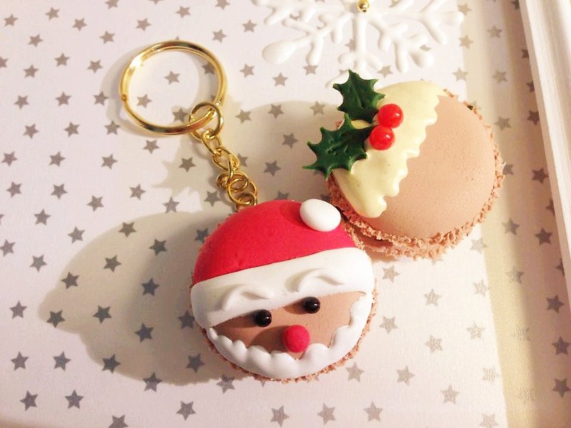 【X'MAS 手工聖誕禮物限定】聖誕老公公 X 摩卡紅漿果 馬卡龍鑰匙圈 - 鑰匙圈/鎖匙扣 - 其他材質 咖啡色