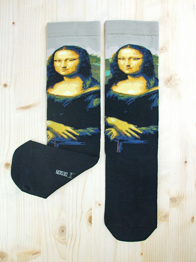 JHJ Design Canadian brand high-color knitted cotton socks famous painting series-Mona Lisa's smile socks (knitted cotton socks) Leonardo Da Vinci - ถุงเท้า - วัสดุอื่นๆ 