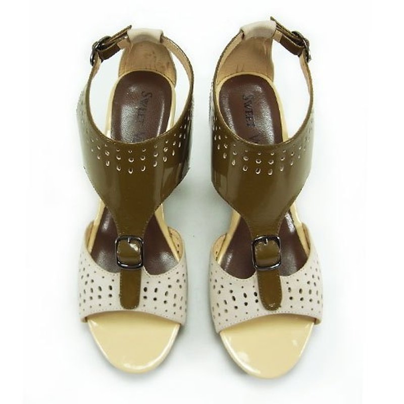 Sweet Villians 打孔鏤空T字面厚木跟涼鞋W1026，咖 - Women's Casual Shoes - Genuine Leather 