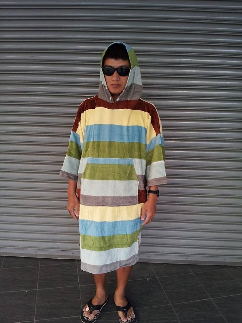 Ａ　ＭＩＮ自創　北歐民族風 衝浪毛巾衣(2色) - เสื้อฮู้ด - วัสดุอื่นๆ หลากหลายสี