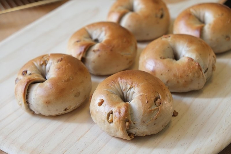 香蕉核桃Bagel (2個) - 麵包/吐司 - 新鮮食材 黃色