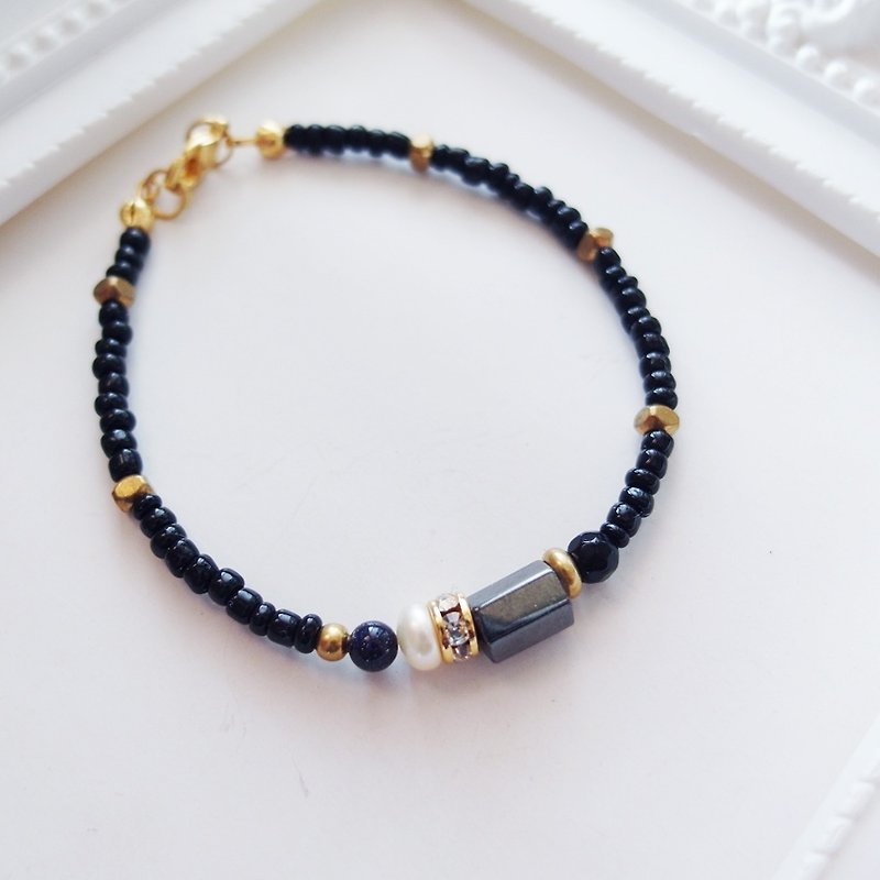 Cha mimi. Gorgeous low-key. Minimalist natural stones bracelet classical minimalism wheel - Bracelets - Other Materials Black