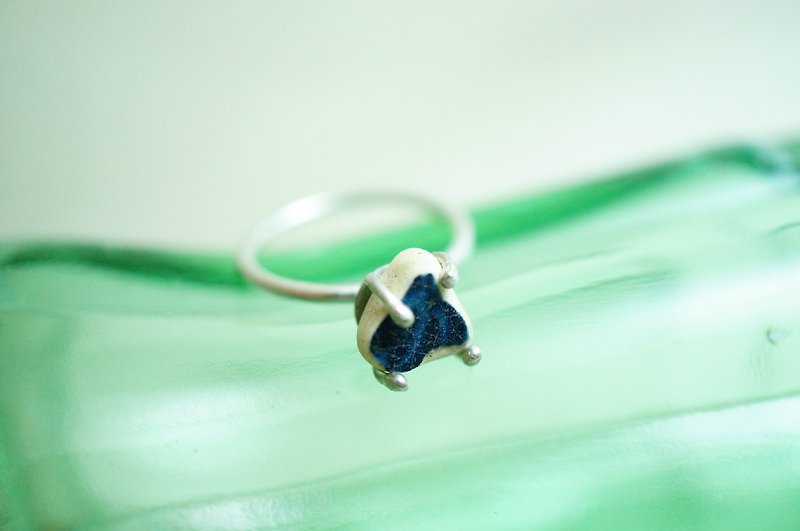 【janvierMade】抓著時光 銀戒指 l 唯一純銀戒指 l 原創設計手作 - แหวนทั่วไป - วัสดุอื่นๆ สีน้ำเงิน