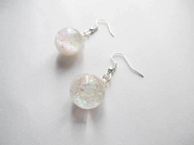 * Rosy Garden * Snowflake Symphony white sequins flowing crystal ball earrings - ต่างหู - แก้ว ขาว