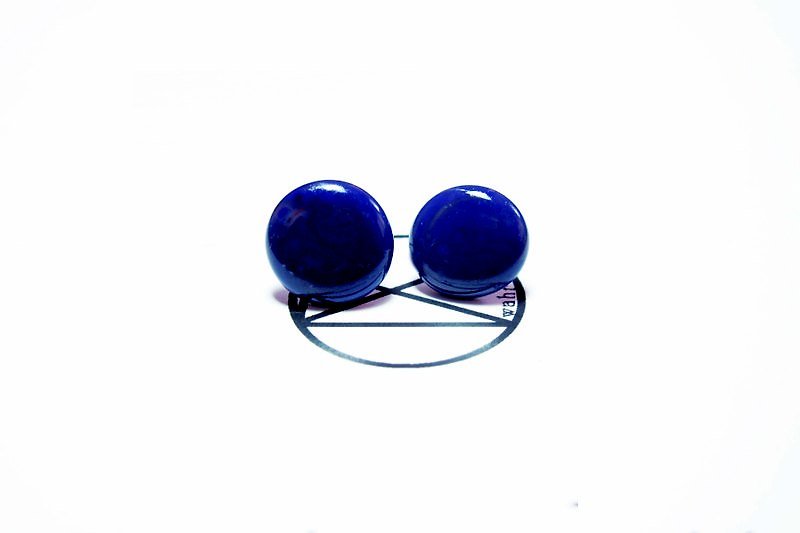 【Wahr】藍莓曼投珠耳環 - ต่างหู - วัสดุอื่นๆ สีน้ำเงิน