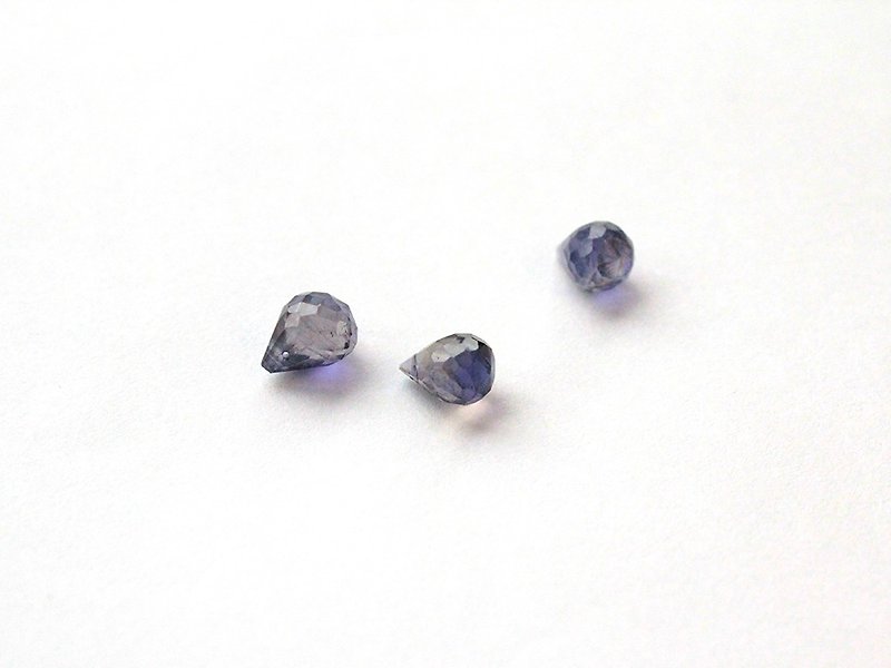 Journal Cordierite/Rainbow Semi- Gemstone Bare Muscle Sterling Silver Clavicle Necklace - สร้อยคอ - โลหะ สีม่วง