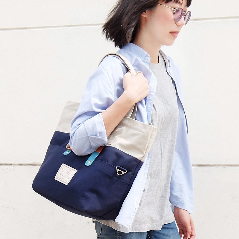 Grey Bag : 3 用背法 - 白色和深藍色手提袋 - 側背包/斜孭袋 - 紙 灰色