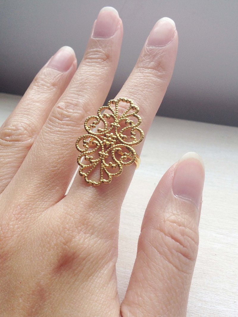 Nostalgic retro classic through ancient gold flower ring ring - General Rings - Other Materials Gold