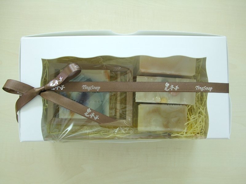 四入竹皂盤手工皂禮盒 - น้ำหอม - พืช/ดอกไม้ 