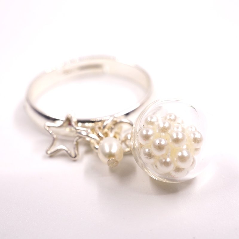A Handmade Imitation Pearl Glass Ball Ring - แหวนทั่วไป - แก้ว 
