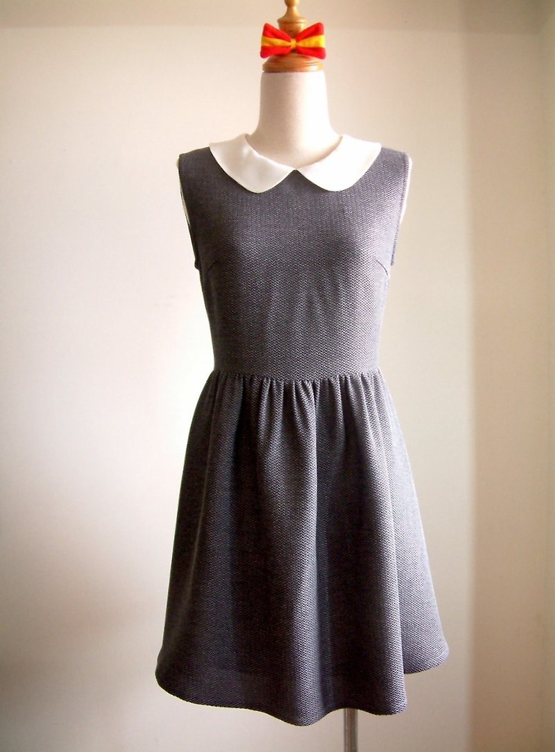 復古無袖洋裝-淺灰 - 洋裝/連身裙 - 其他材質 灰色