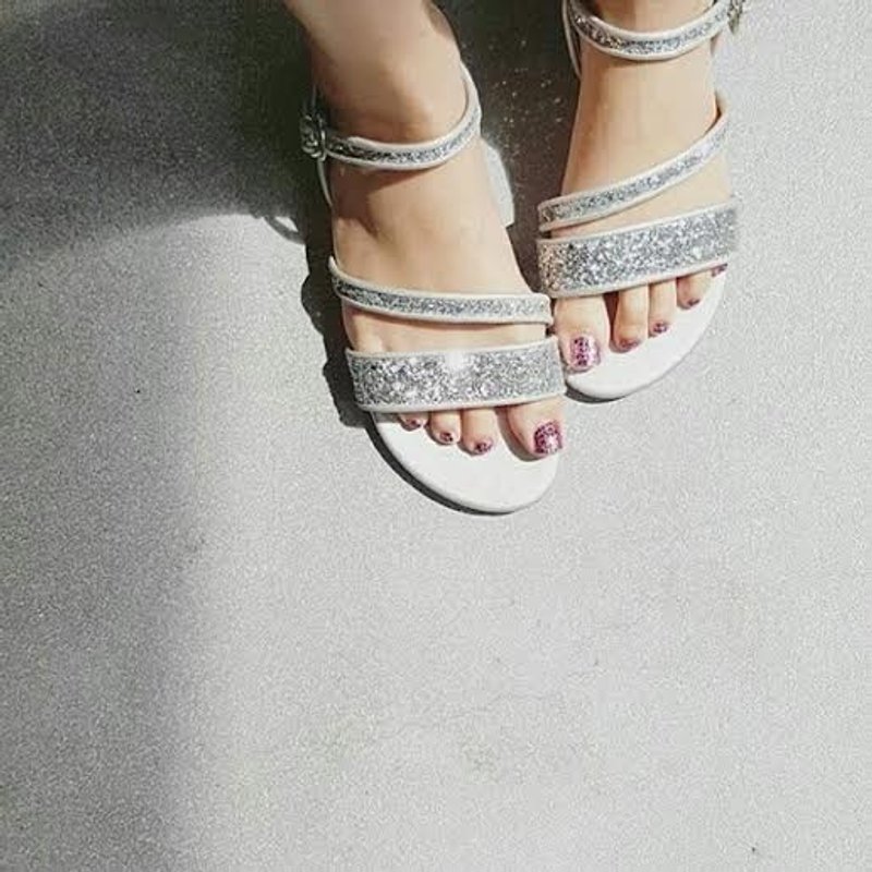 Silver - Sparkling Sandals made from quality glitter. - 涼鞋 - 其他材質 紫色