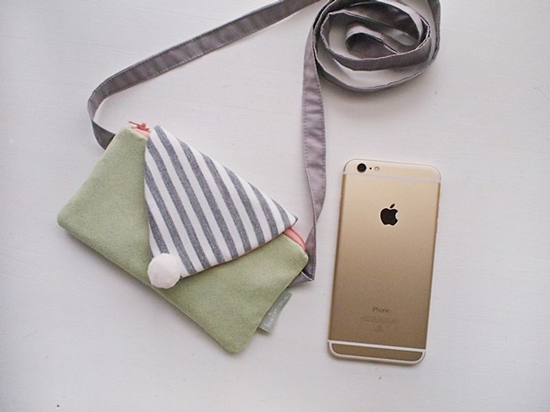 hairmo。麂皮條紋馬卡龍附蓋側背手機包(淺蘋果綠) - 手機殼/手機套 - 其他材質 綠色