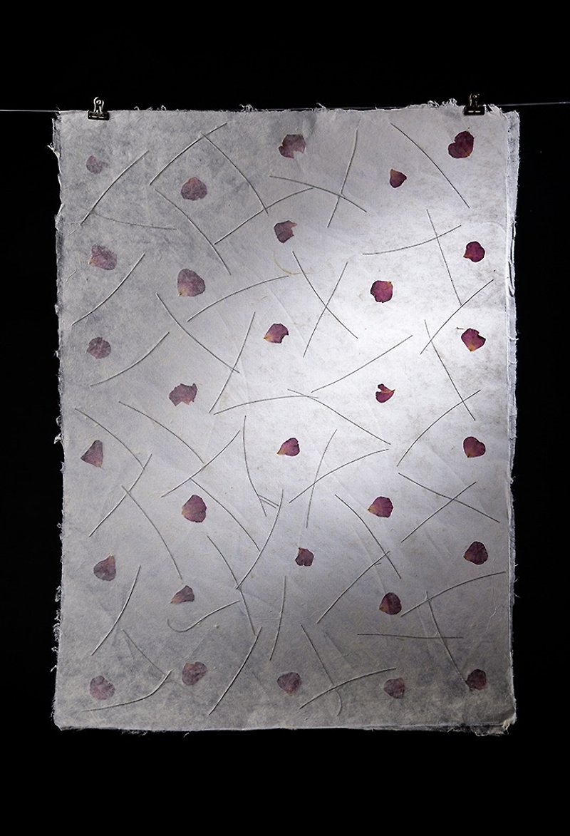 Handmade (thin) wrapping paper-rose petals and needles - วัสดุห่อของขวัญ - กระดาษ ขาว