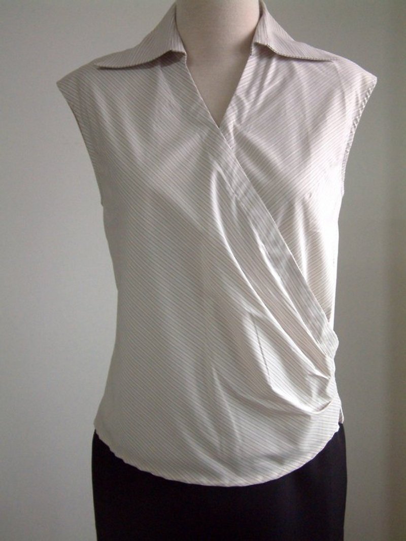 Beveled Sleeveless Shirt Collar Top (Grey Stripes) - Other - Other Materials Gray