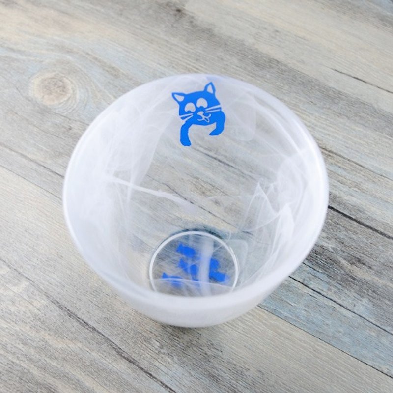 300cc【貓村玻璃杯】(藍貓) ねこ貓抓魚手工杯 溫暖質感貓抓杯玻璃藝術 いつまでも一緒でいたい 不雕刻作品 - 酒杯/酒器 - 玻璃 藍色