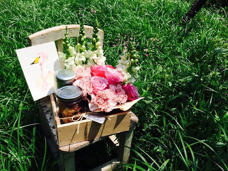 「來吧！邀請媽媽一起享受春天的午茶時光」母親節禮盒花 - 植栽/盆栽 - 植物．花 