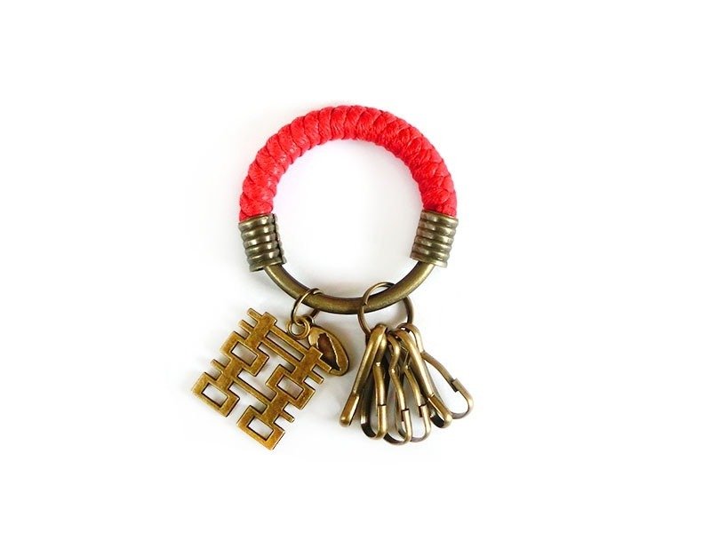 [Na UNA- excellent hand-made] key ring (small) 5.3CM Red + Happiness hand-woven wax rope hoop customization - Keychains - Other Metals Brown