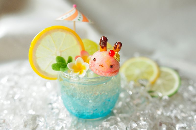 Sweet Dream☆Summer Fun Fruit Bubble Ice Cream-Bunny（ストロベリー味） - 置物 - 粘土 ブルー