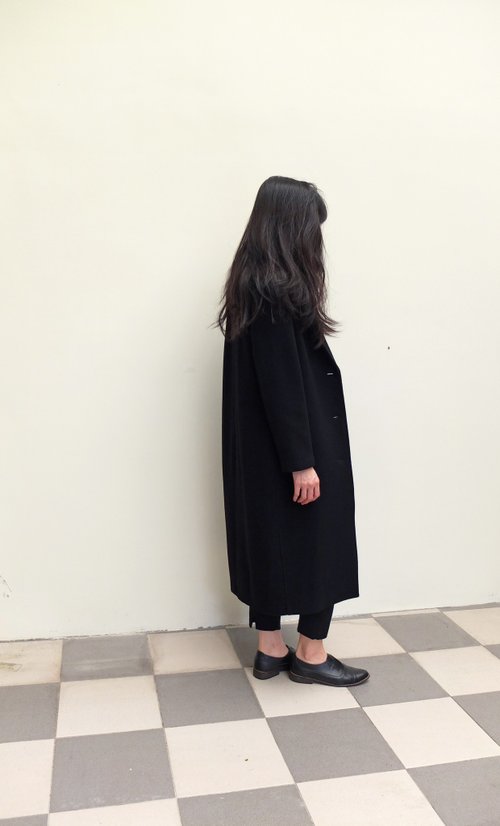 MétaFormose Helmut Coat - 黑色微落肩單排扣喀什米爾羊毛大衣 現貨M