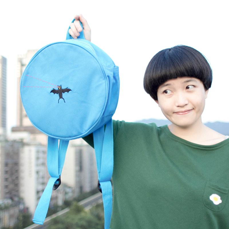 Reversing radar - bats Mrs. / round Backpack - กระเป๋าเป้สะพายหลัง - วัสดุอื่นๆ สีน้ำเงิน