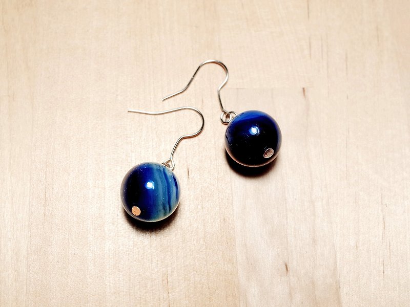 W&Y Atelier - Blue+White Earring , Agate - ต่างหู - วัสดุอื่นๆ สีน้ำเงิน