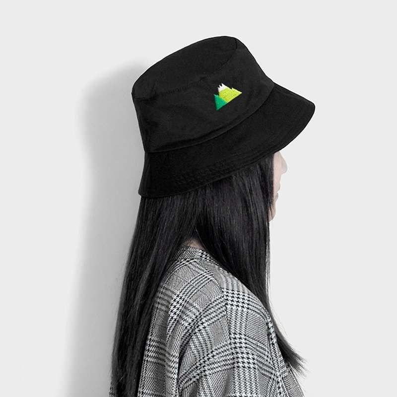[Birthday gift] gentle mountain / natural air conditioner hat - Black - Hats & Caps - Thread Black