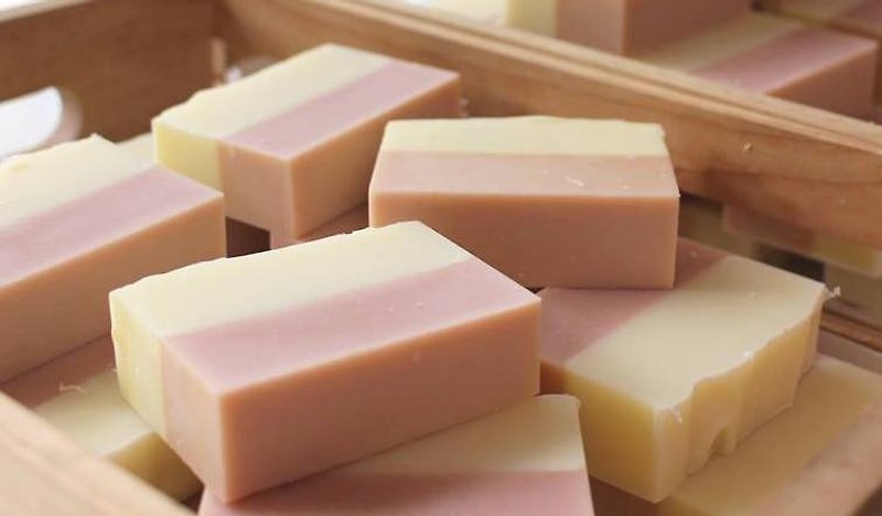 Shea butter ▥ Camellia soap - น้ำหอม - พืช/ดอกไม้ สึชมพู