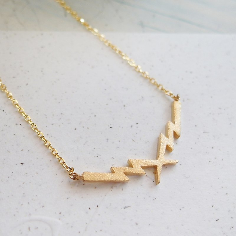 Cha mimi. The Simple Life. Cross double lightning drops fog gold necklace - Collar Necklaces - Other Materials Gold