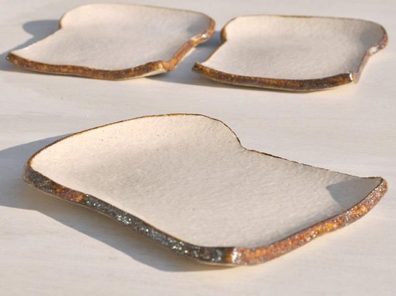 Bread plate (shortcake size) [small plate] - จานเล็ก - วัสดุอื่นๆ ขาว