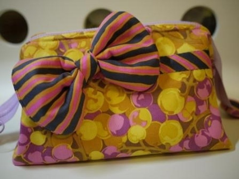 Limited handmade lace bow sweet cherry big cosmetic guru - Toiletry Bags & Pouches - Other Materials Multicolor