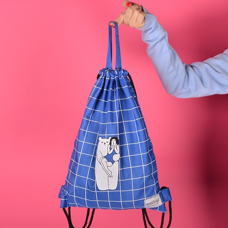 KIITOS for series beam port Backpack - bear hug paragraph - Drawstring Bags - Paper Blue