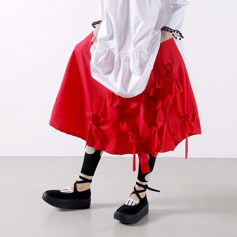 紅色蝴蝶結半身裙 - imakokoni - 裙子/長裙 - 棉．麻 紅色