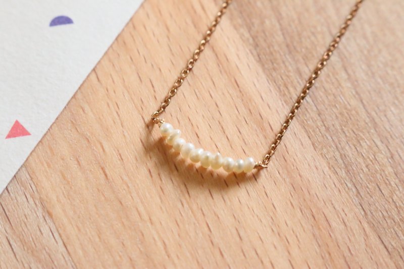 Pearl necklace - skewering - - สร้อยคอ - ไข่มุก ขาว