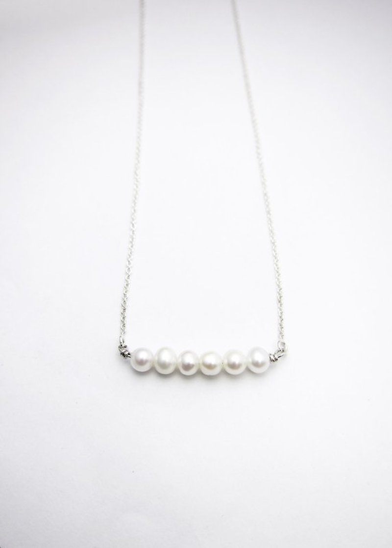 [BB] queued white pearl necklace. 925 Silver - Necklaces - Gemstone White