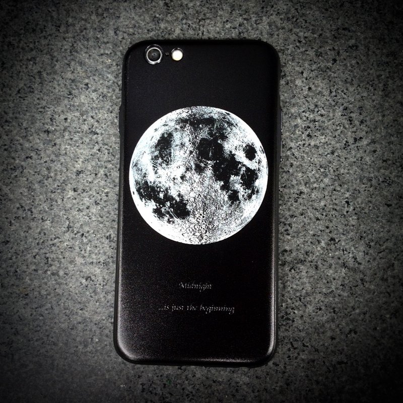 Midnight Macau "Lunar" Phone Case - 手機殼/手機套 - 橡膠 黑色