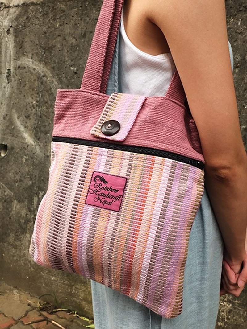 【Grooving the beats】Handmade Hand Woven Tote Bag / Shoulder Bag（Pink） - Messenger Bags & Sling Bags - Other Materials Pink
