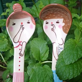 Shh~ whisper the spoon