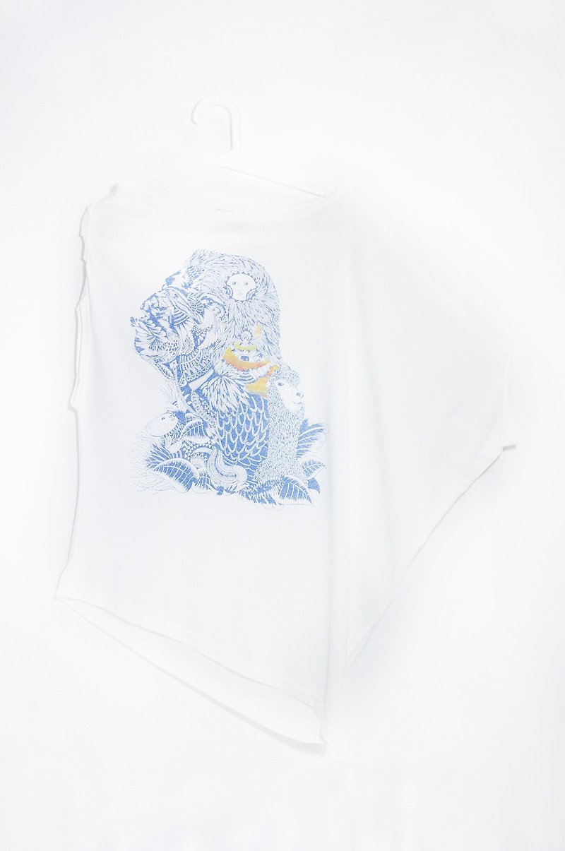 Women feel irregular design cotton T-shirt - South American Indians (white) - เสื้อผู้หญิง - ผ้าฝ้าย/ผ้าลินิน ขาว