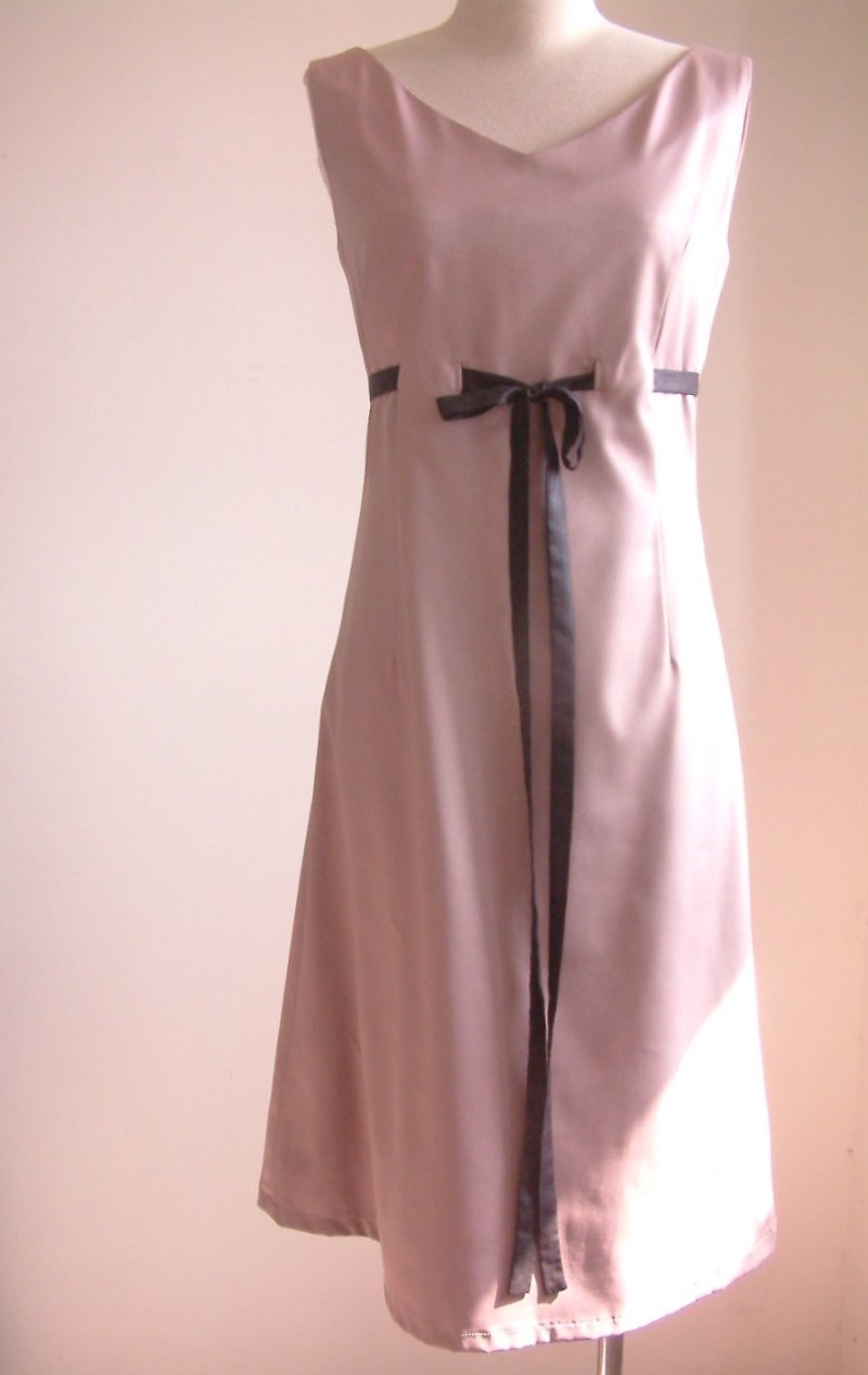 顯瘦高腰緞帶洋裝-芋頭色 - 洋裝/連身裙 - 其他材質 紫色