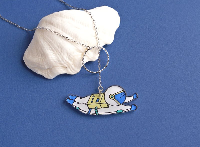 Astronaut necklace - สร้อยคอ - อะคริลิค หลากหลายสี
