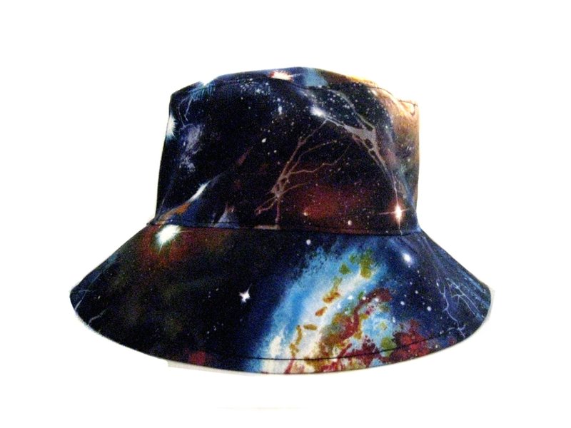 MaryWil wild hat - sparkling universe - Hats & Caps - Other Materials Multicolor