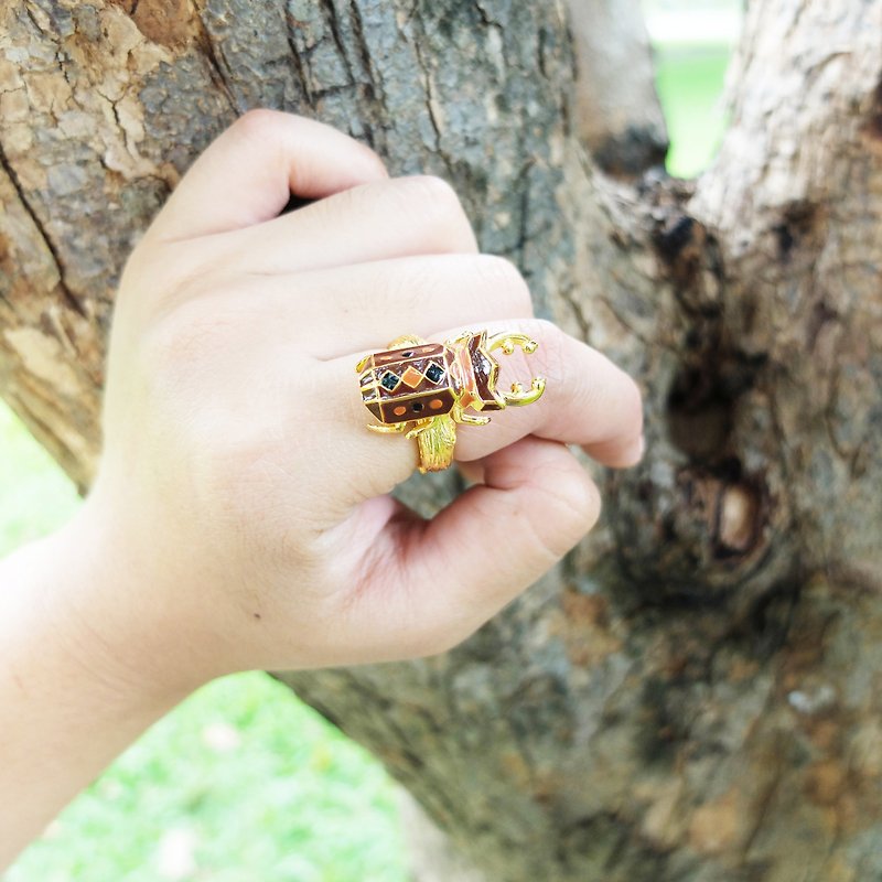 Glorikami Dark Brown Stag Beetle Ring - แหวนทั่วไป - โลหะ สีนำ้ตาล