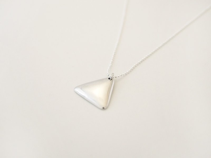 Charlene sterling silver hand-made -*elegant arc triangle pendant necklace - Grand* - Collar Necklaces - Other Metals White