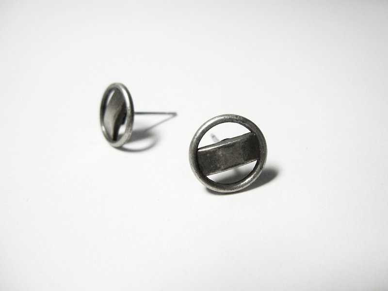Variation [needle] - Earrings & Clip-ons - Other Metals Gray