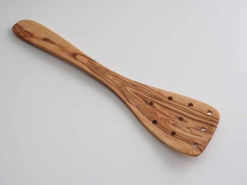 Redecker_ olive wood fine hole mixing spoon - อื่นๆ - ไม้ สีนำ้ตาล
